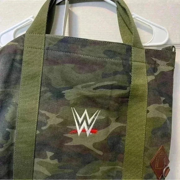 NWT WWE Wrestling Alternative Camouflage Computer Tote Bag - Picture 2 of 7